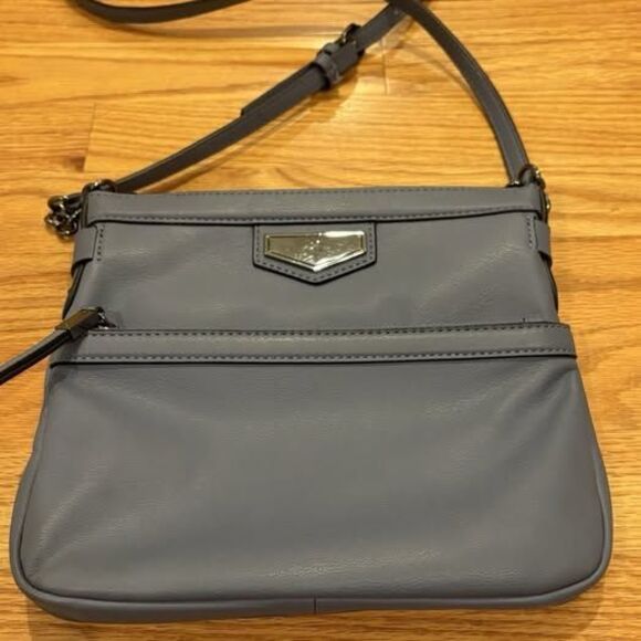 Simply Vera Vera Wang Handbags - Simply Vera Vera Wang Purse Bag Blue Faux Leather Crossbody Adjustable Strap EUC